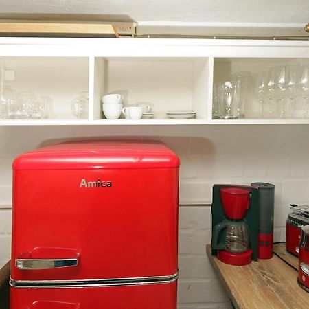 Cozy Souterrain-Half-Basement-Apartment Included 2 Bicycles Берлин Екстериор снимка