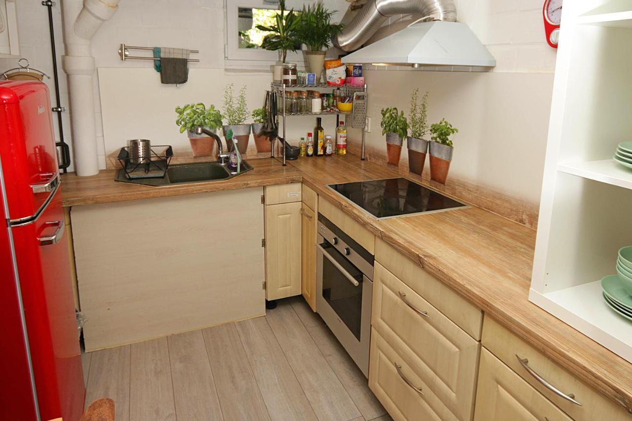 Cozy Souterrain-Half-Basement-Apartment Included 2 Bicycles Берлин Екстериор снимка