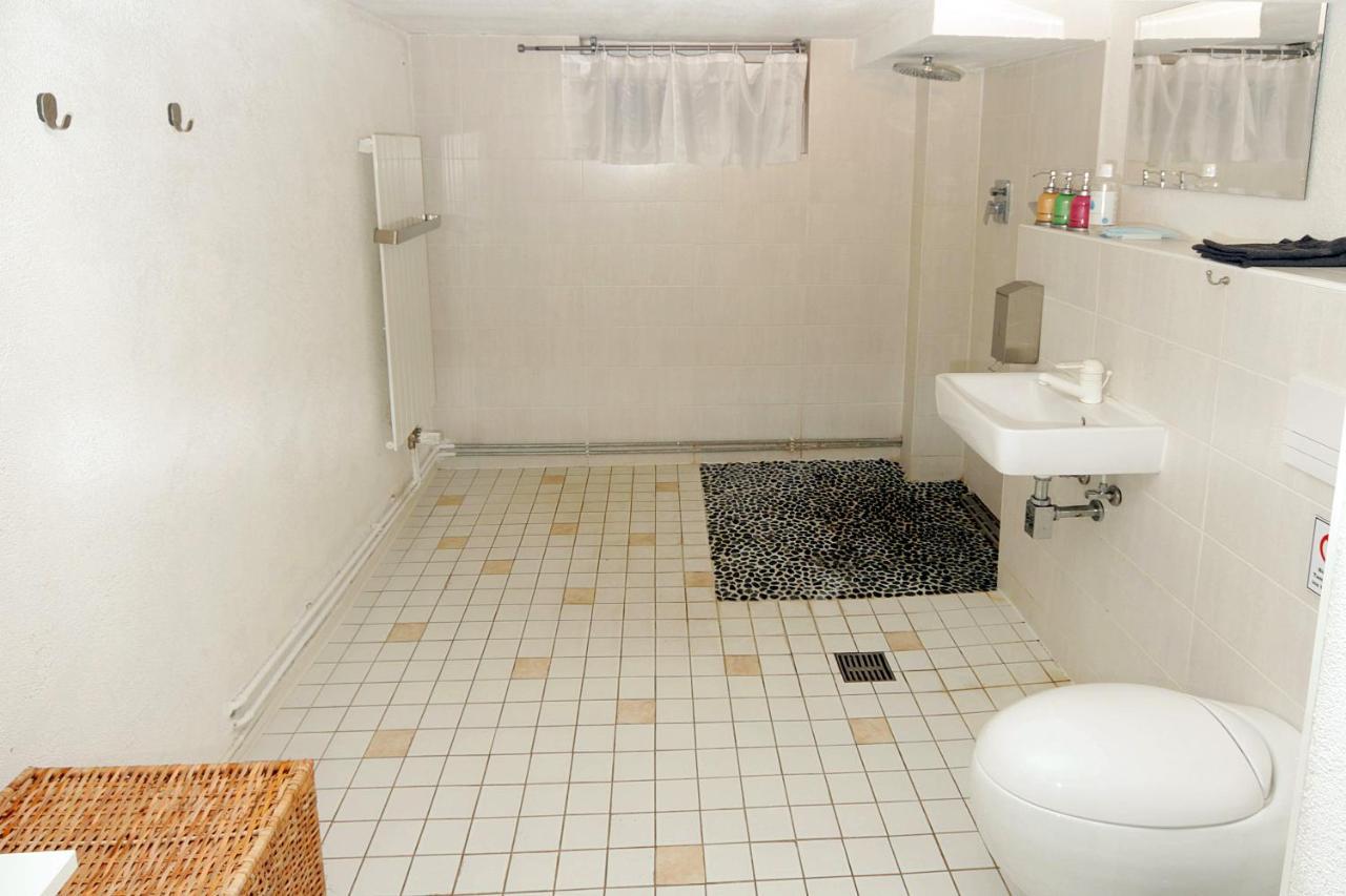 Cozy Souterrain-Half-Basement-Apartment Included 2 Bicycles Берлин Екстериор снимка